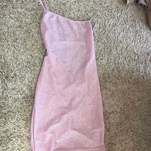 Pink sparkly dress 🌺